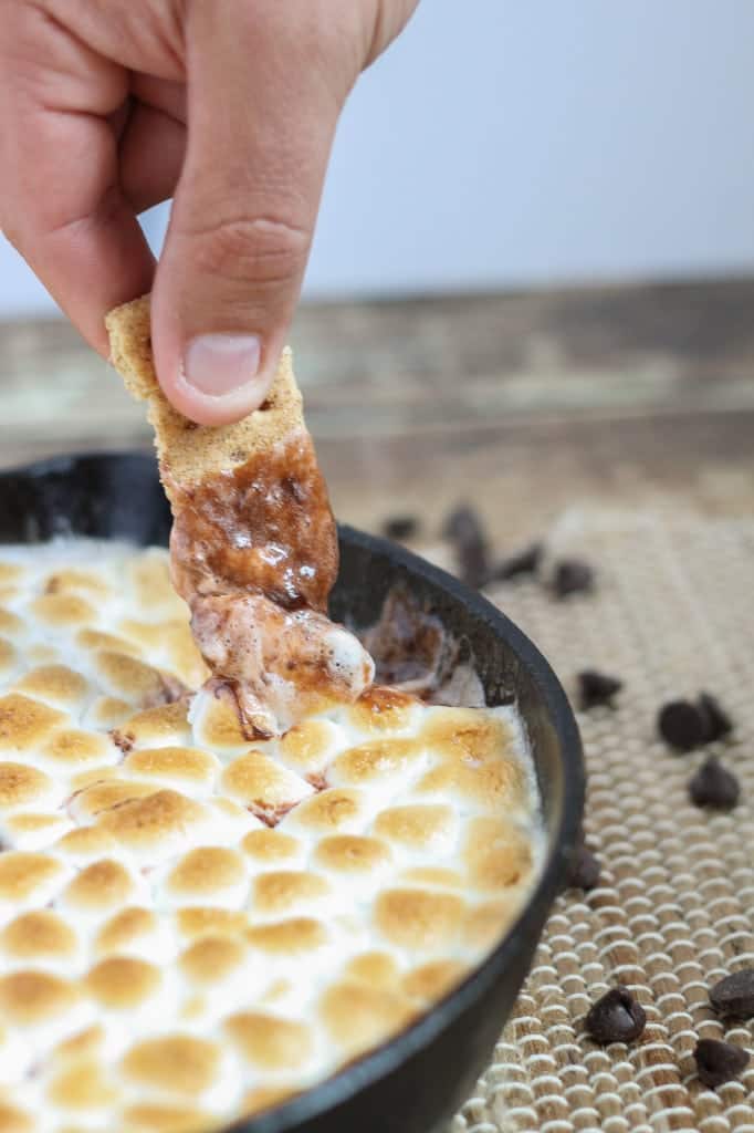 S'mores Dip| Strawberry Blondie Kitchen