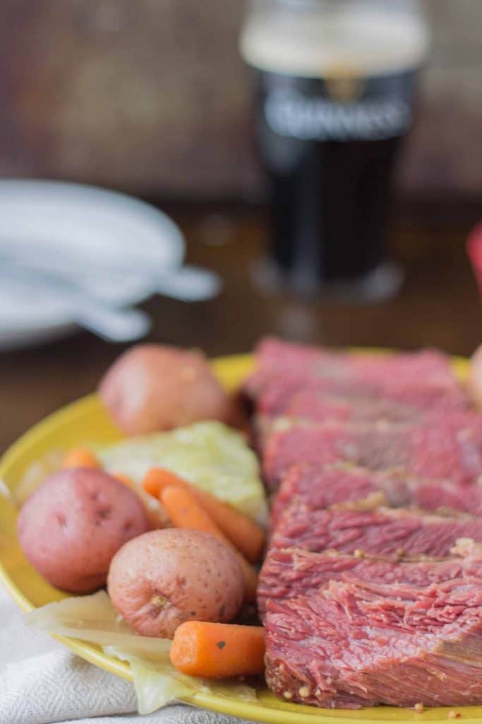 Slow Cooker Corned Beef with Cabbage and Potatoes