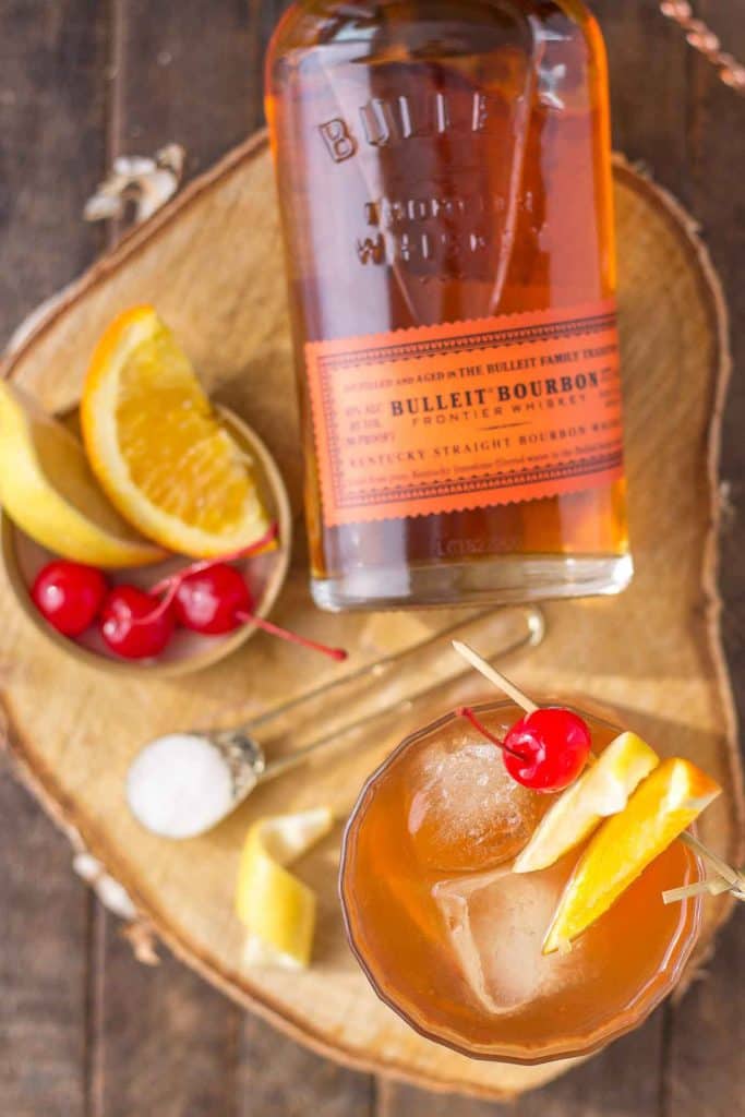 A spin on the traditional old fashioned, the addition of black walnut bitters draws out the warm, spicy flavors of the bourbon for a classy, sophisticated cocktail. | Strawberry Blondie Kitchen