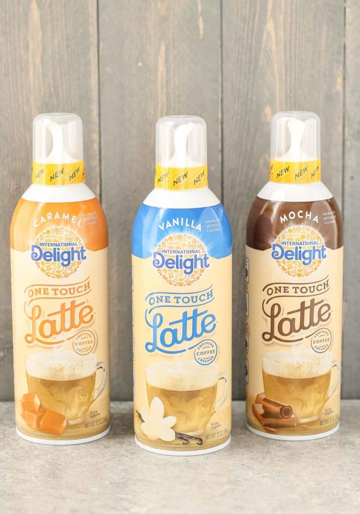 A delicious, sweeten, flavored and frothed latte in 3-steps? Yes, I’ve got your answer. International Delight® One Touch Latte™ are delicious, fast and easy! | Strawberry Blondie Kitchen