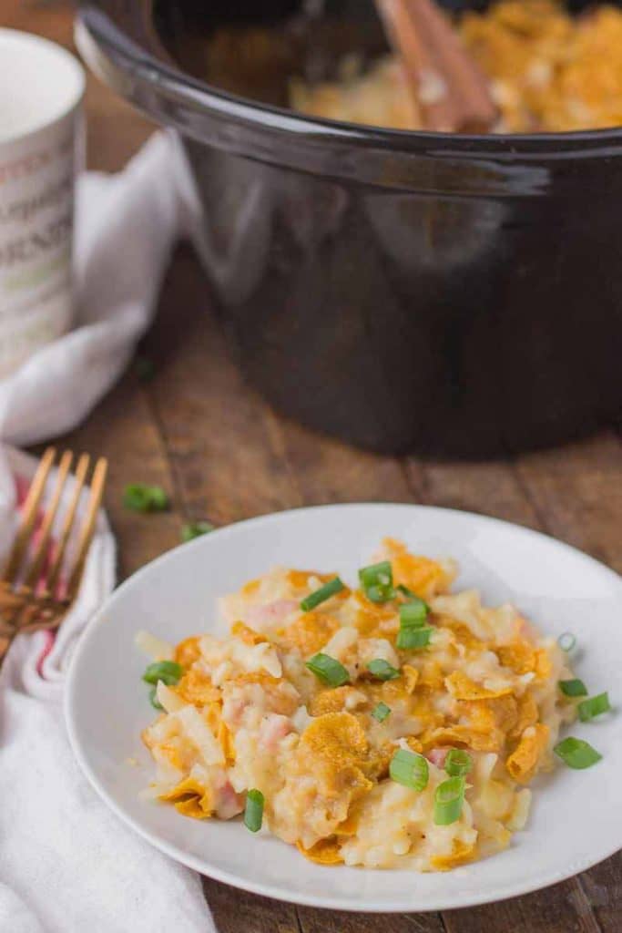 What could be better than cheese and potatoes except for Slow Cooker Hash Brown Casserole! Serve it for breakfast, as a side dish or Easter brunch and it’ll please the crowd. Strawberry Blondie Kitchen