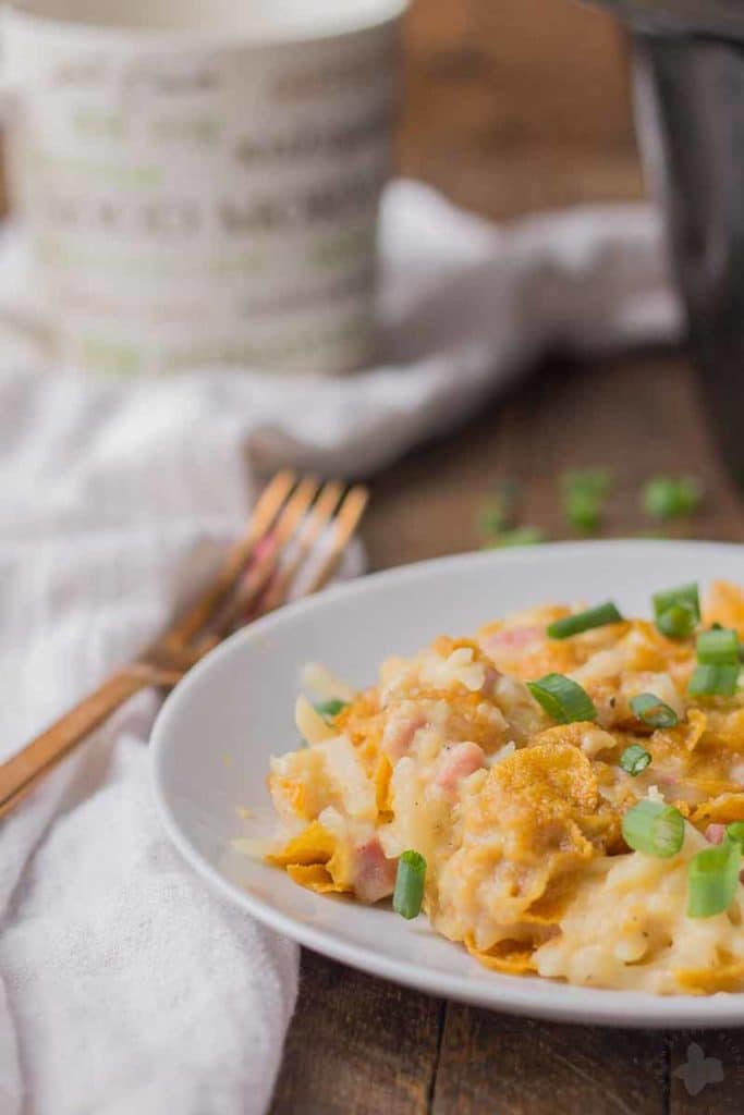 What could be better than cheese and potatoes except for Slow Cooker Hash Brown Casserole! Serve it for breakfast, as a side dish or Easter brunch and it’ll please the crowd. Strawberry Blondie Kitchen