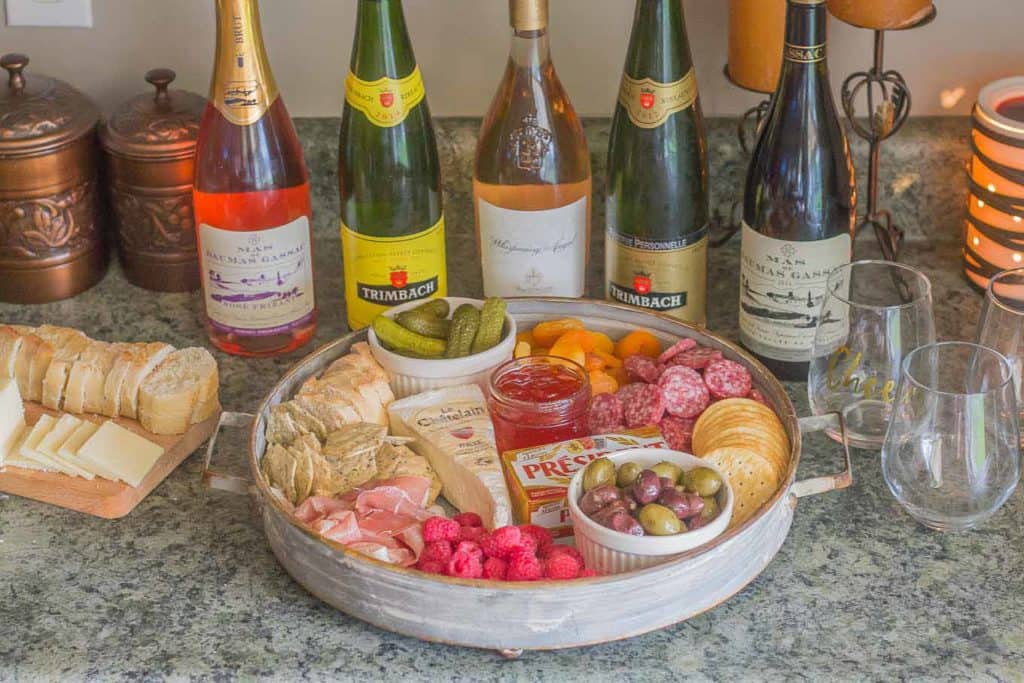 Are you hosting a French Wine and Cheese Party? Here are some tips on how to choose the right wine and food pairings, share your love of wine and have a wonderful classy evening with friends! | Strawberry Blondie Kitchen