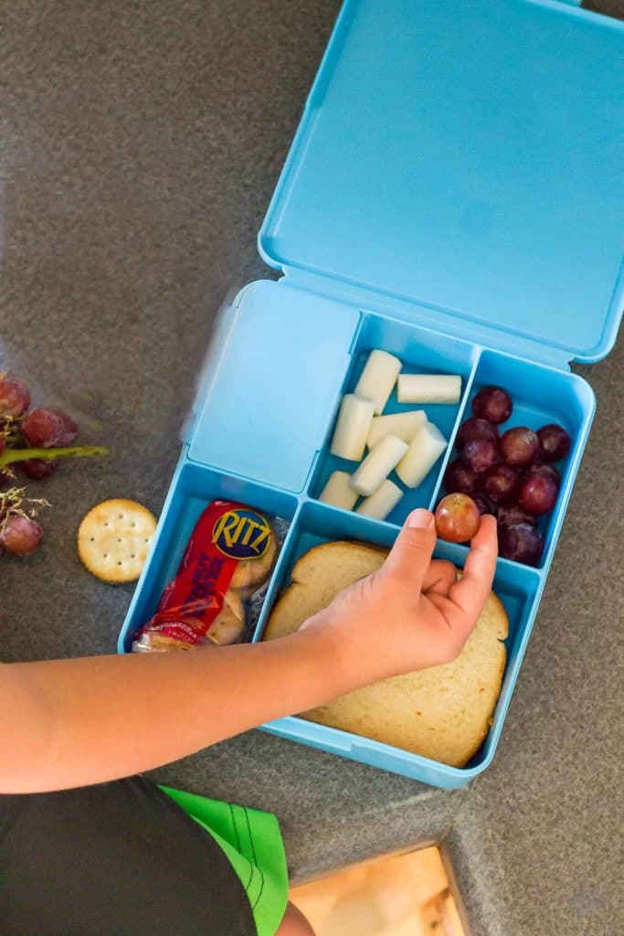 Kids starving after a long day of school?  Be prepared for when hunger strikes with After School Snack Packs featuring RITZ Filled Cracker Sandwiches and all their favorites! | Strawberry Blondie Kitchen