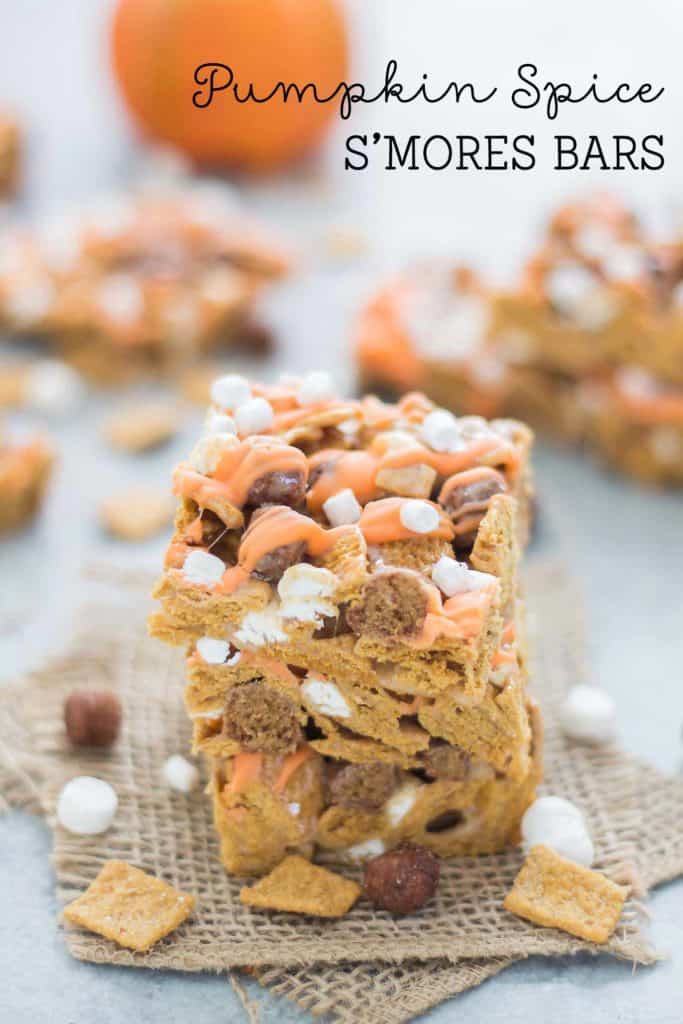 The classic crispy treat you love, turned into a Fall favorite.  These Pumpkin Spice S'mores Bars combine S’mores cereal, warm pumpkin spice seasoning and a delightful drizzle of chocolate and mini marshmallows. | Strawberry Blondie Kitchen
