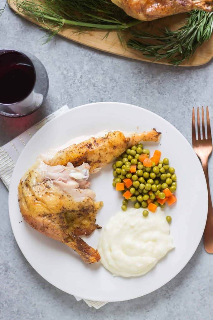 This easy roast chicken is flavorful with extra crispy skin and super simple for a delicious Sunday dinner! | Strawberry Blondie Kitchen