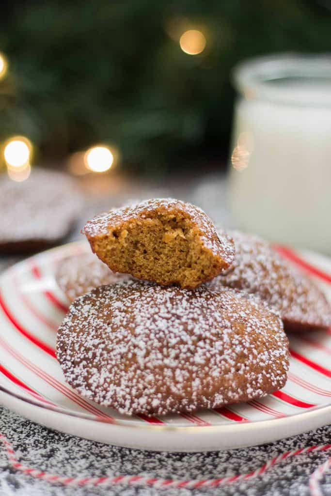 Gingerbread Madeleines are the perfect soft and buttery sponge cakes to send your tastebuds right into the holiday season! | Strawberry Blondie Kitchen