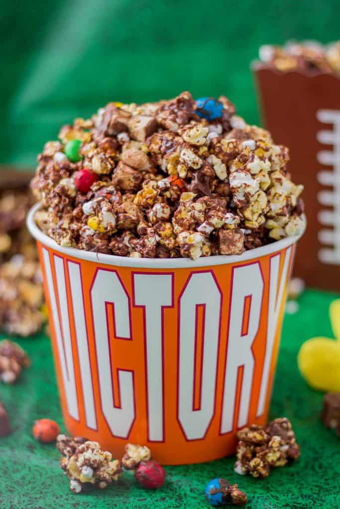 Rocky Road to Victory Popcorn is a game day lovers dream.  Rich chocolate, salty popcorn and bits of candy pieces make this popcorn mix a must have at your next home gate! | Strawberry Blondie Kitchen