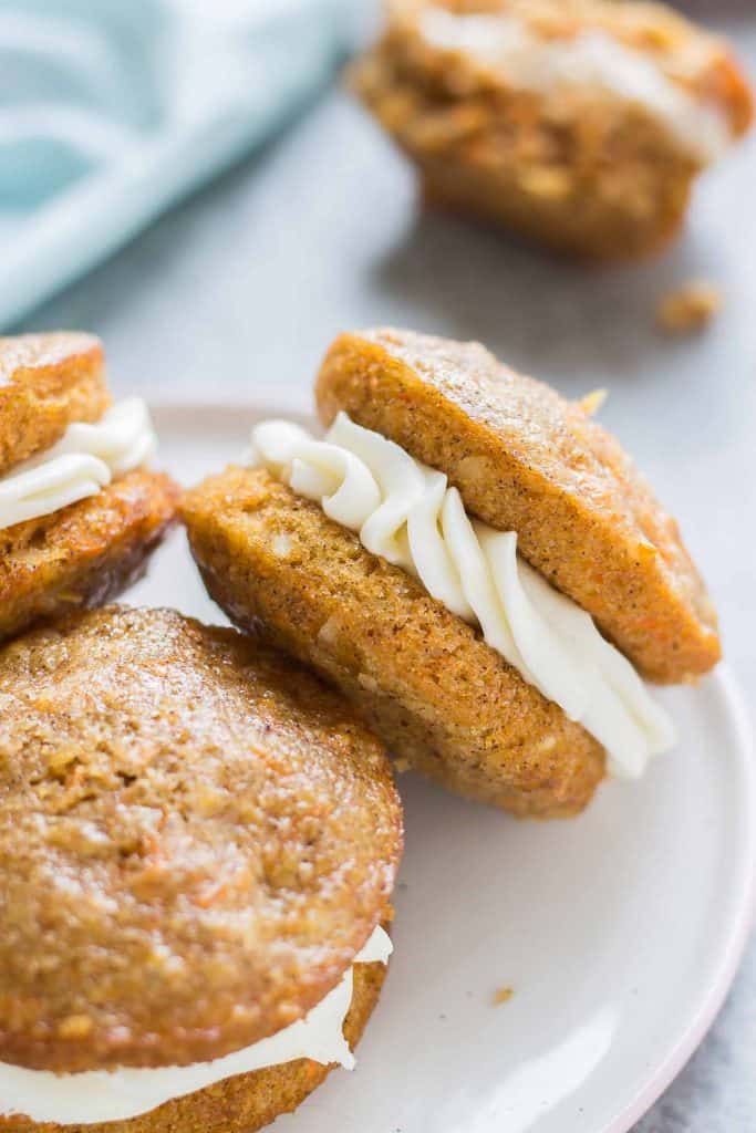 Carrot Cake Whoopie Pies