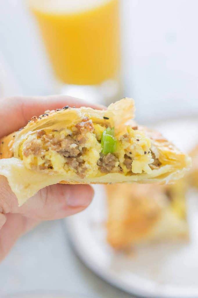 Everything Bagel Breakfast Pockets