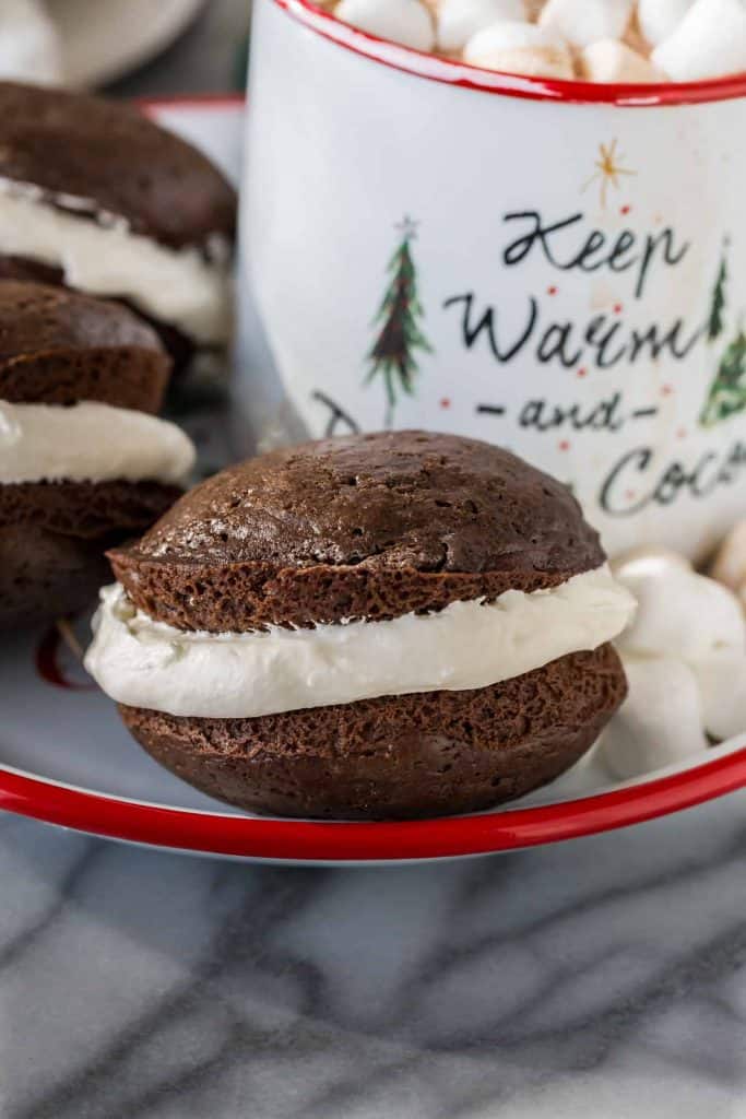 Hot Chocolate Whoopie Pies