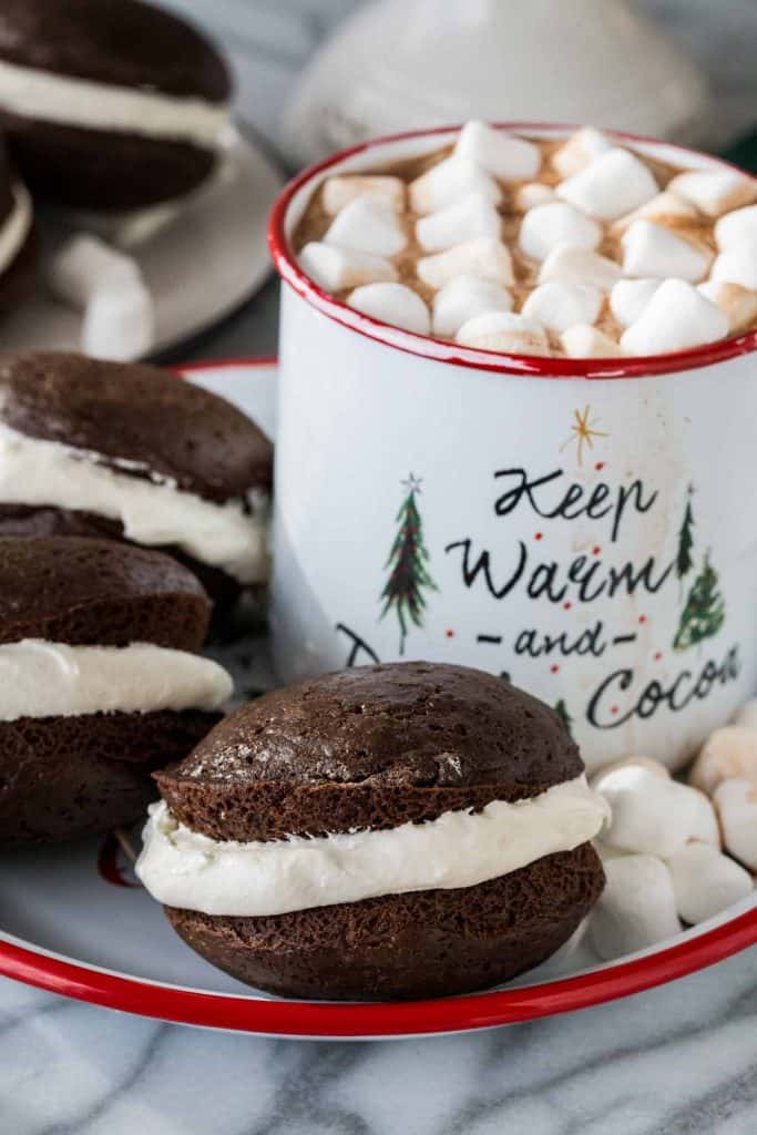 Hot Chocolate Whoopie Pies