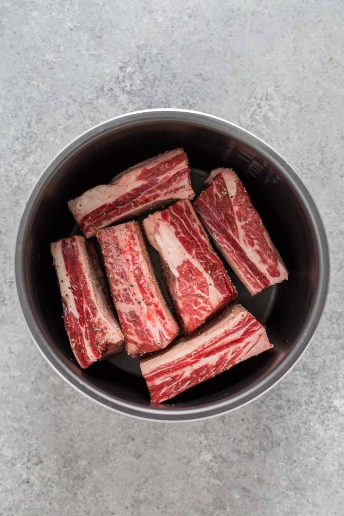 Beef short ribs in the instant pot