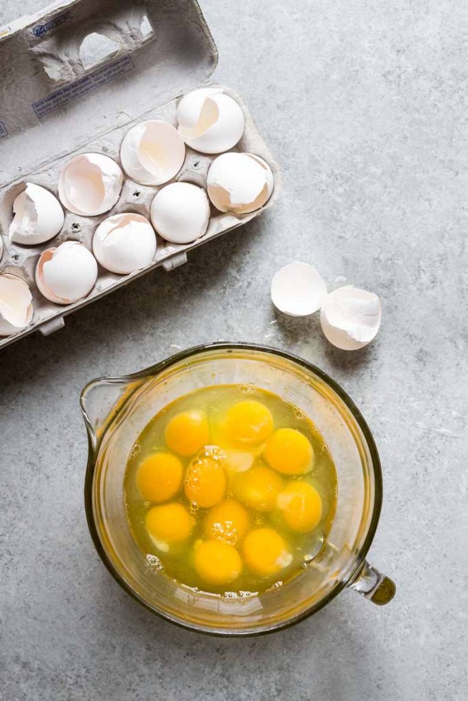 18 eggs for sheet pan frittata in a 15x10 inch sheet pan