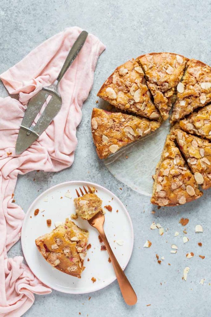 Strawberry Rhubarb Coffee Cake