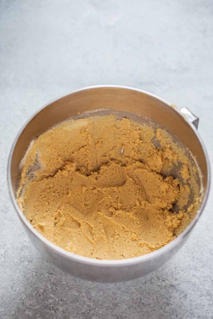 How to cream butter and sugar together into a bowl for cookie dough base