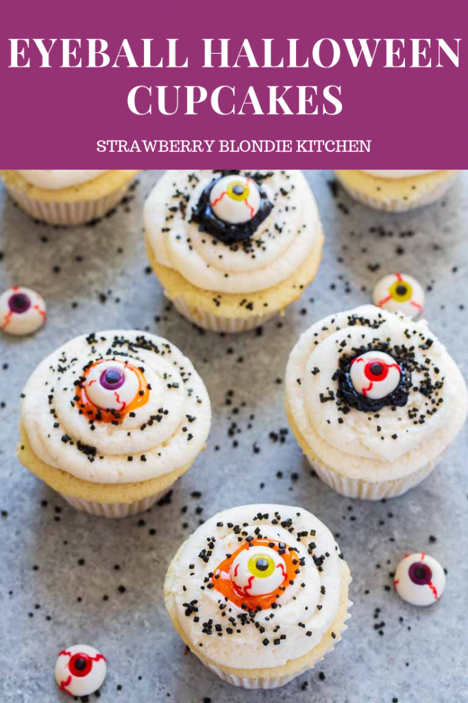 These Homemade Vanilla Eyeball Halloween Cupcakes are simple to make, adorable and are perfect for Halloween!