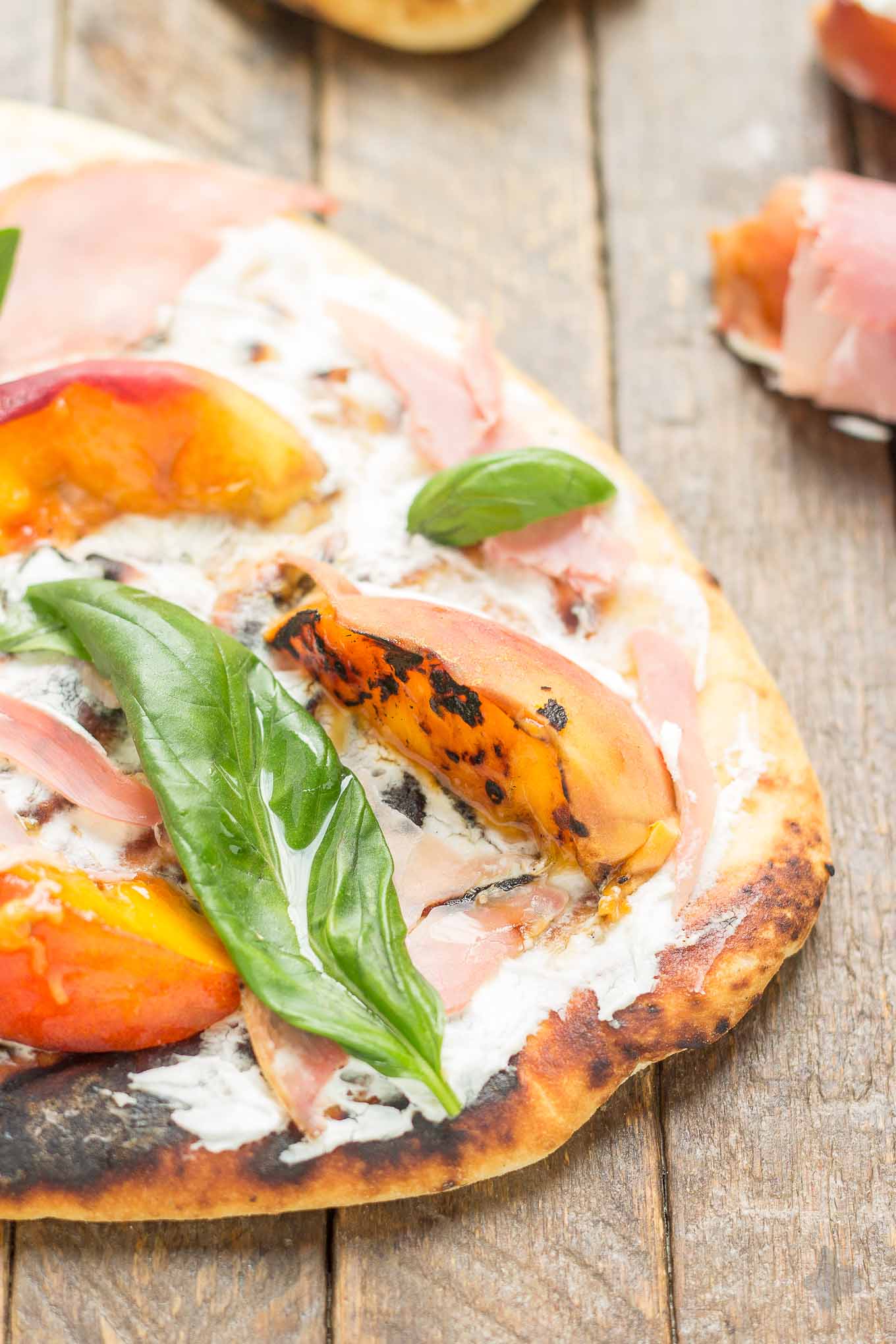 Grilled Peach, Prosciutto and Goat Cheese Pizza Strawberry Blondie