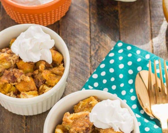 Warm and toasty, this Pumpkin Bread Pudding with Brown Sugar Sauce is pure bliss and then taken to another level with sweet brown sugar {whiskey} sauce! | Strawberry Blondie Kitchen