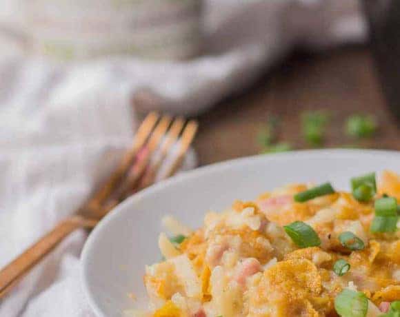 What could be better than cheese and potatoes except for Slow Cooker Hash Brown Casserole! Serve it for breakfast, as a side dish or Easter brunch and it’ll please the crowd. Strawberry Blondie Kitchen