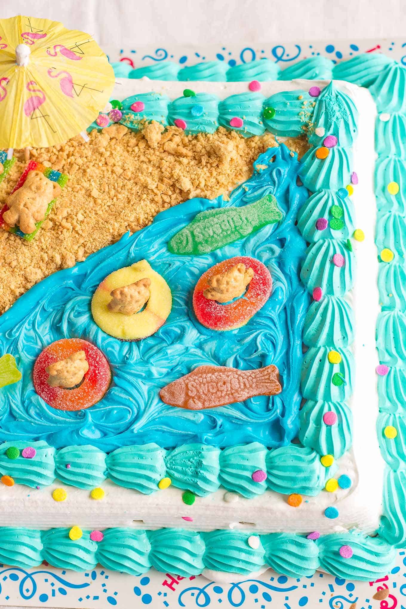 Easy Summer Beach Cake - Strawberry Blondie Kitchen