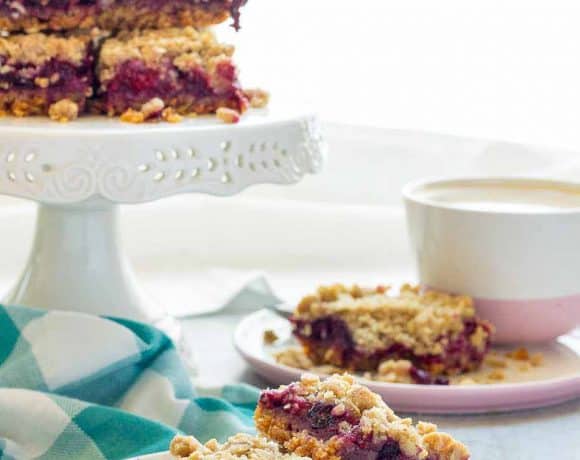 Mixed Berry Crumble Bars