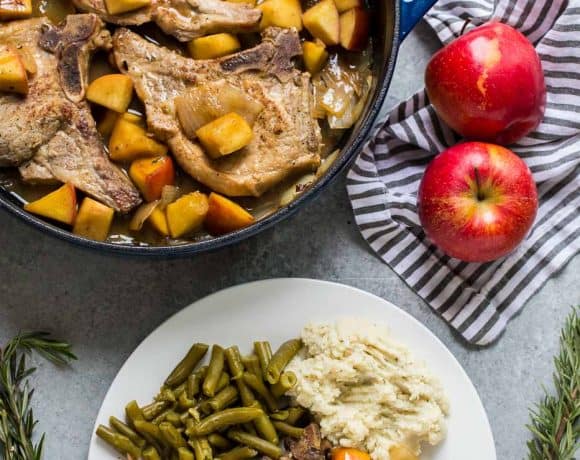 One Pan Pork Chops with Apples and Cinnamon