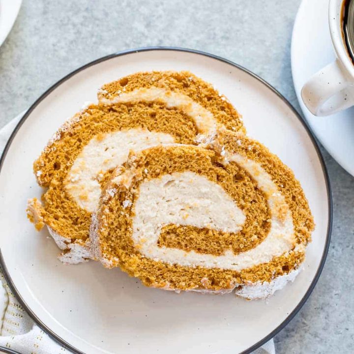 Pumpkin Cake Roll with Cookie Butter Filling