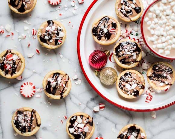 Peppermint White Chocolate Mocha Cookie Cups