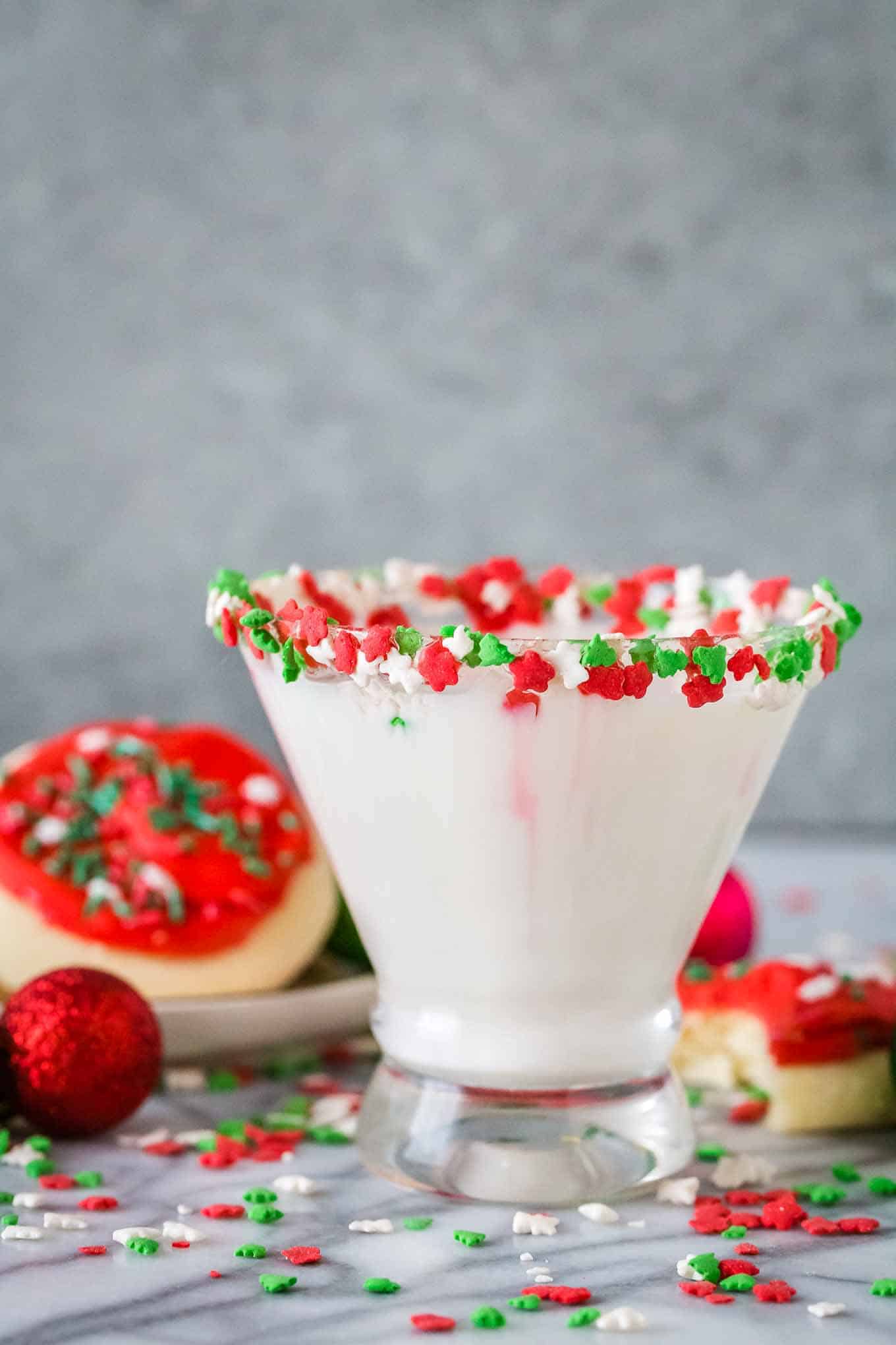 Sugar Cookie Martini - Strawberry Blondie Kitchen