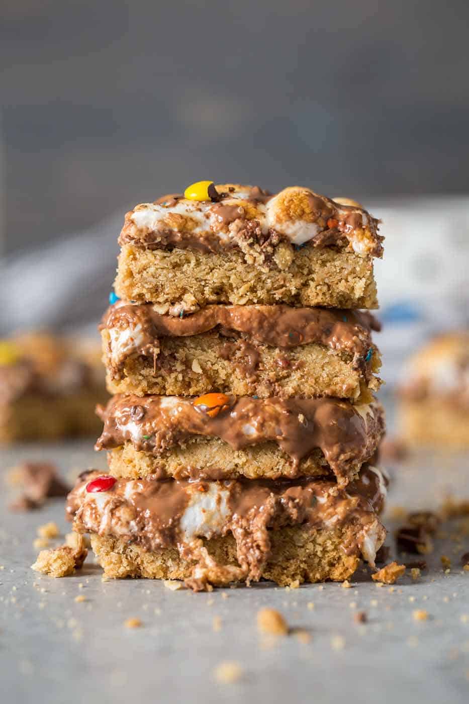 Homemade Monster S'mores Bars - Strawberry Blondie Kitchen