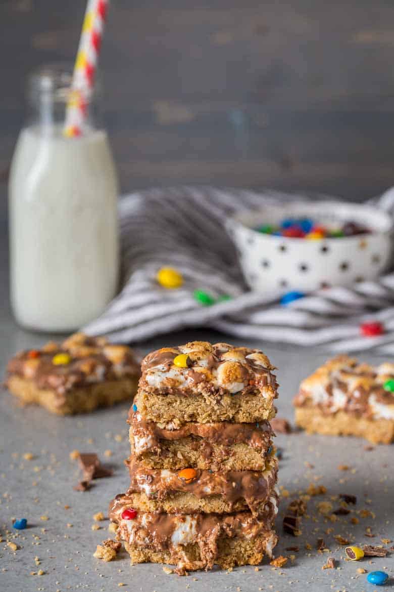 Homemade Monster S'mores Bars - Strawberry Blondie Kitchen