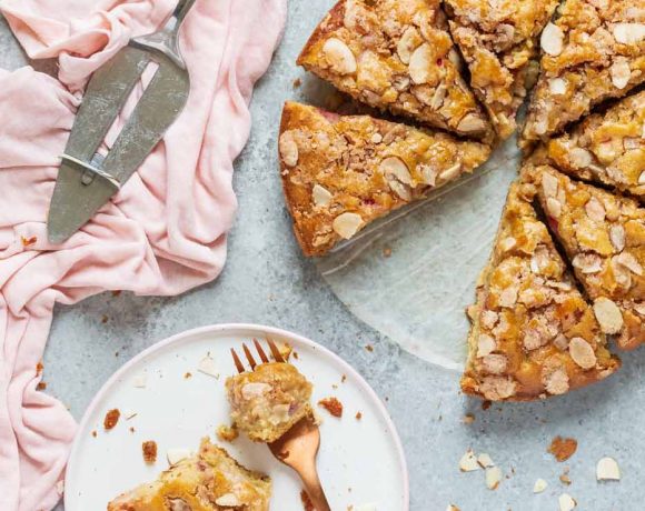 Strawberry Rhubarb Coffee Cake