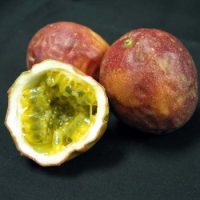 Melissa's Fresh Passion Fruits, 1 Dozen