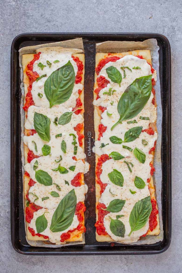 Easy Margherita Flatbread Recipe Strawberry Blondie Kitchen